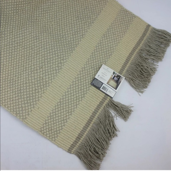 Hearth & Hand 2'x3' Jute Rug Cream w/ Gray Fringe - Picture 6 of 6